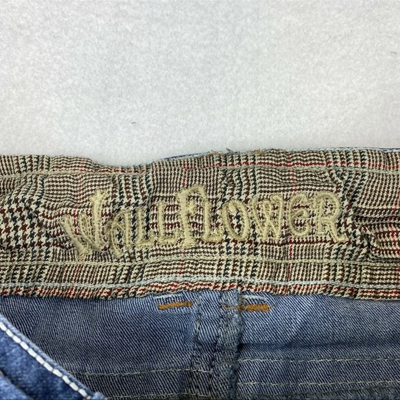 Wallflower Jeans Flap Pocket Size 7 Mid Rise Medium Wash Bootcut - Picture 5 of 8